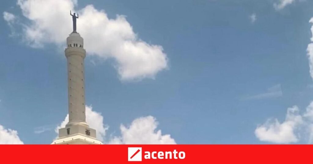 La falta de registros sobre la literatura de Santiago revela una deuda con su memoria cultural