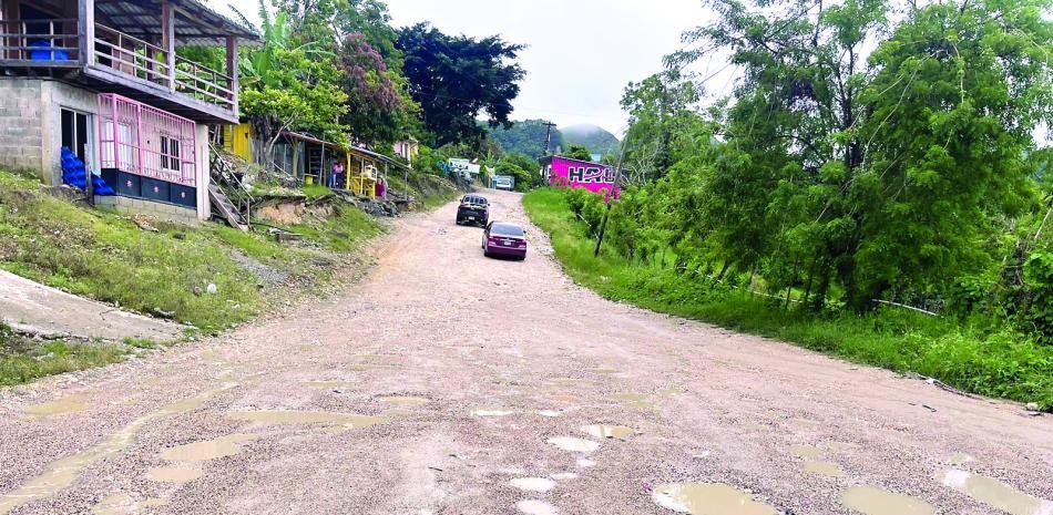 El deterioro de la carretera Tenares-Gaspar Hernández dispara pérdidas y aumenta los reclamos oficiales