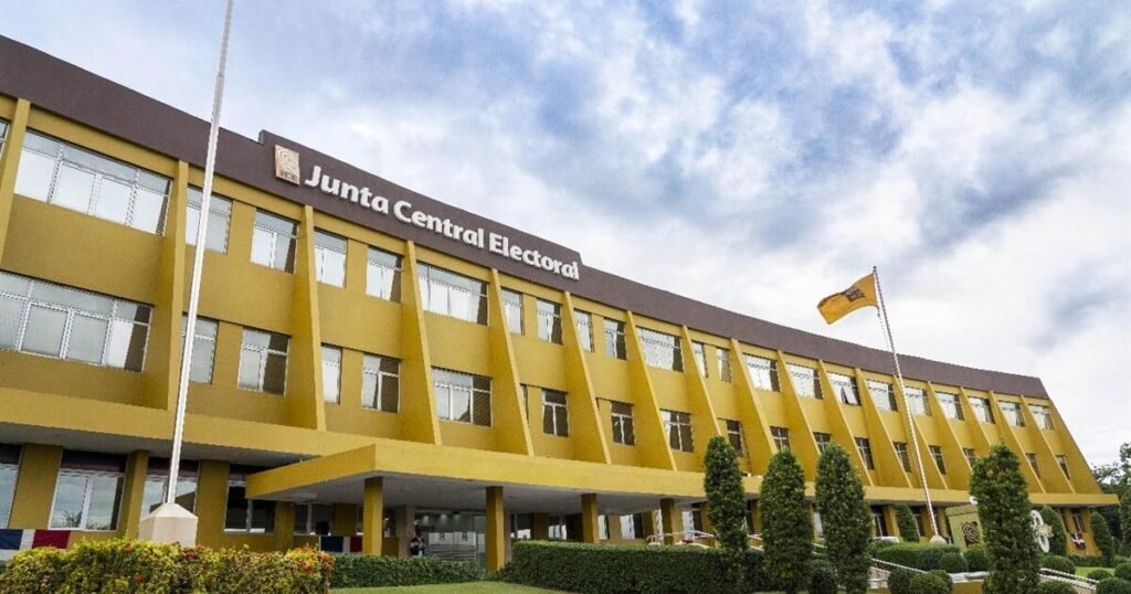 Apoyo a la medida de la JCE reaviva el debate sobre encuestas y transparencia electoral