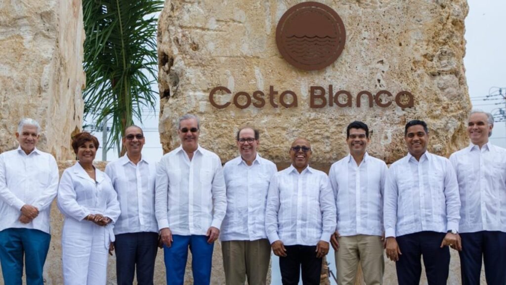Boca Chica se reabre como prueba de la brecha entre el discurso oficial y las deudas locales