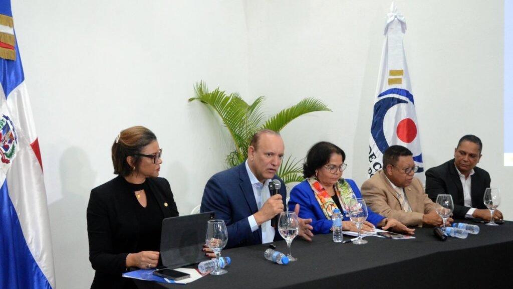 Cámara de Cuentas detecta fallas de control en ayuntamientos y recibe 25 denuncias en gobiernos locales