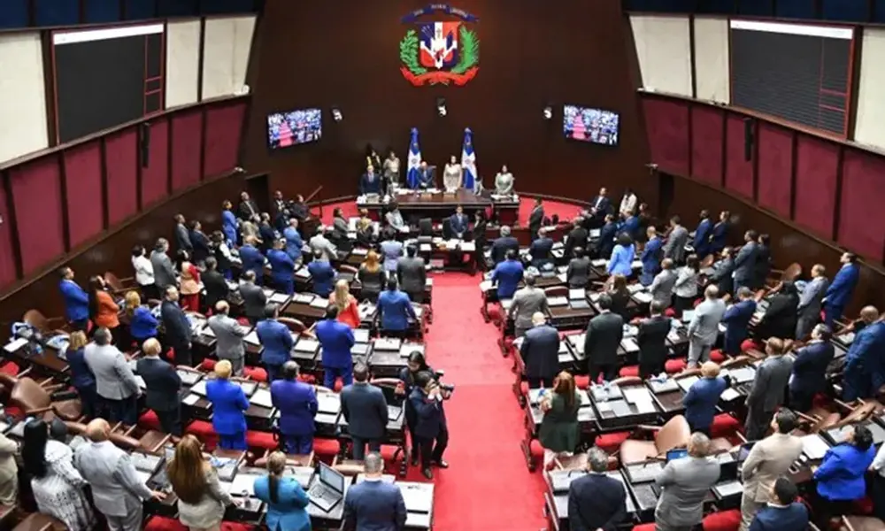 En el Congreso siguen sin aprobarse cinco proyectos en favor de las madres en el cuatrienio 2024-2028
