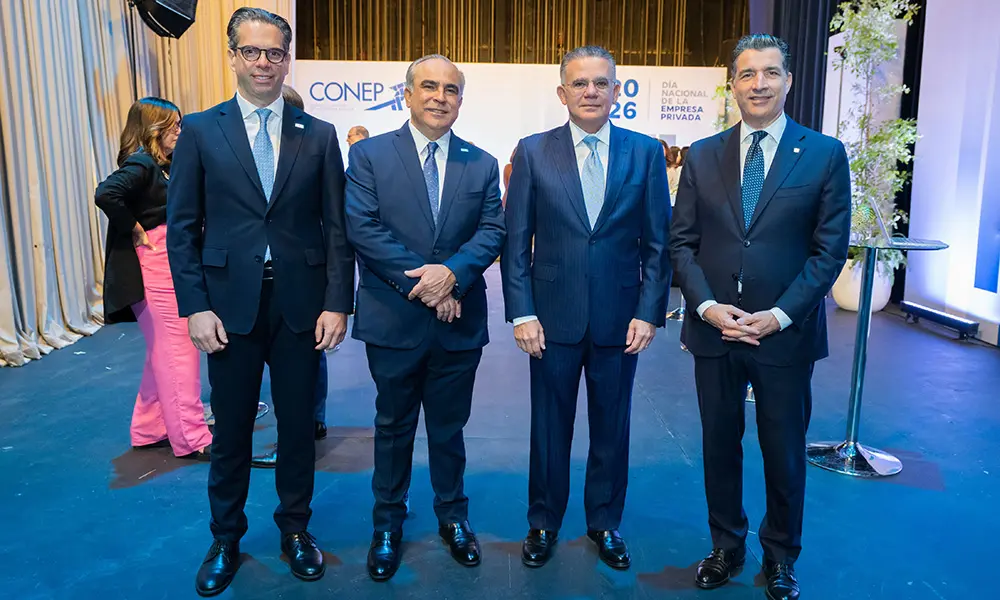 El crédito a las pymes se concentra en la banca privada mientras el Gobierno vuelve al acto y no a los resultados