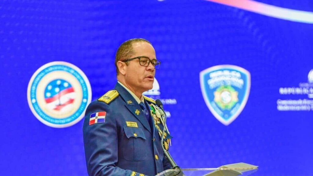 Director de la Policía rinde informe de 100 días y subraya una reforma todavía bajo examen