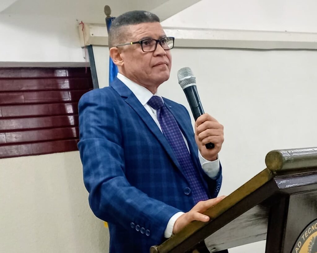 Ricardo Nieves alerta sobre la desinformación en digital y pide comunicar con apego a la verdad