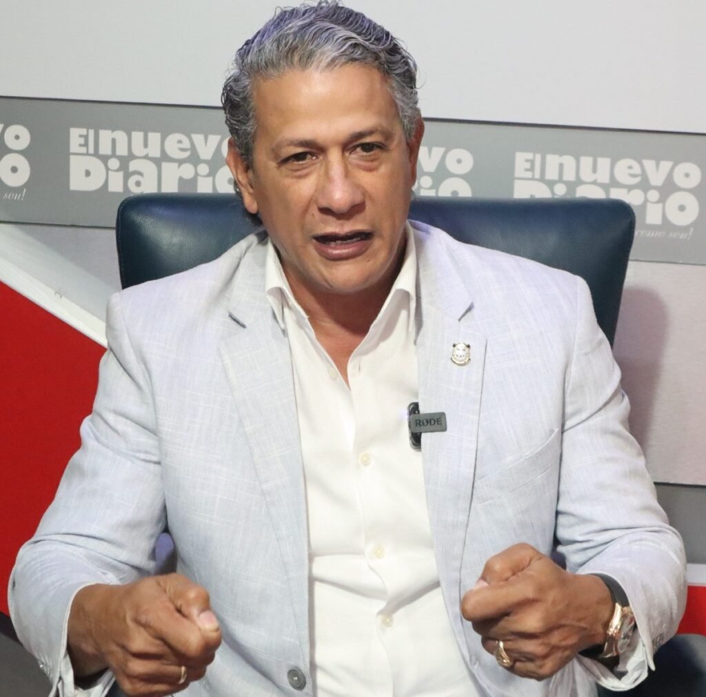 Santiago avanza en obras y comercio, pero la movilidad sigue siendo el gran reto, según Robinson Díaz