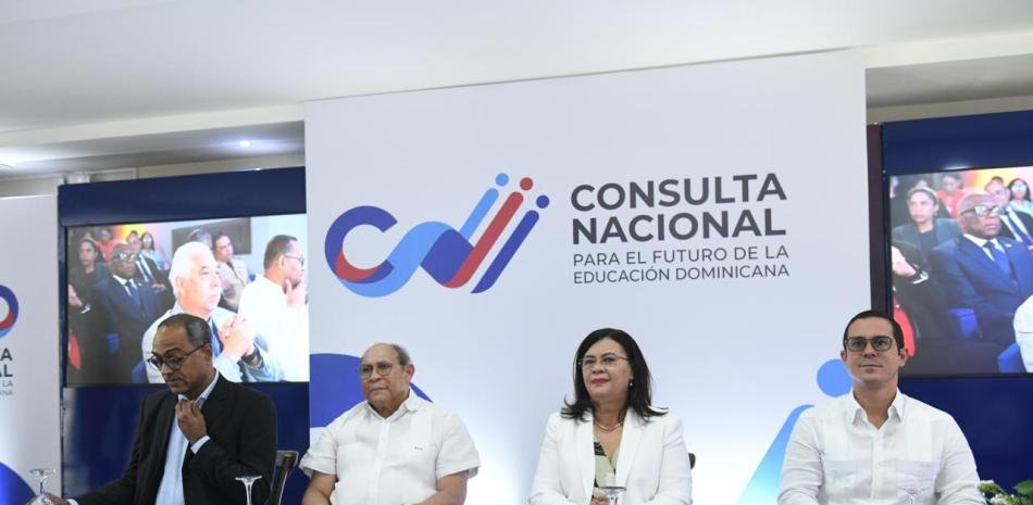 Infotep abre consulta nacional sobre la reforma educativa y el Gobierno la vincula a la transformación digital