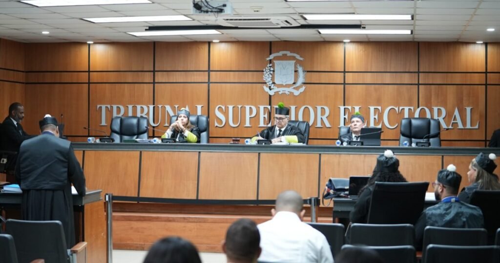 TSE deja pendiente recurso contra reglas de la JCE sobre encuestas electorales