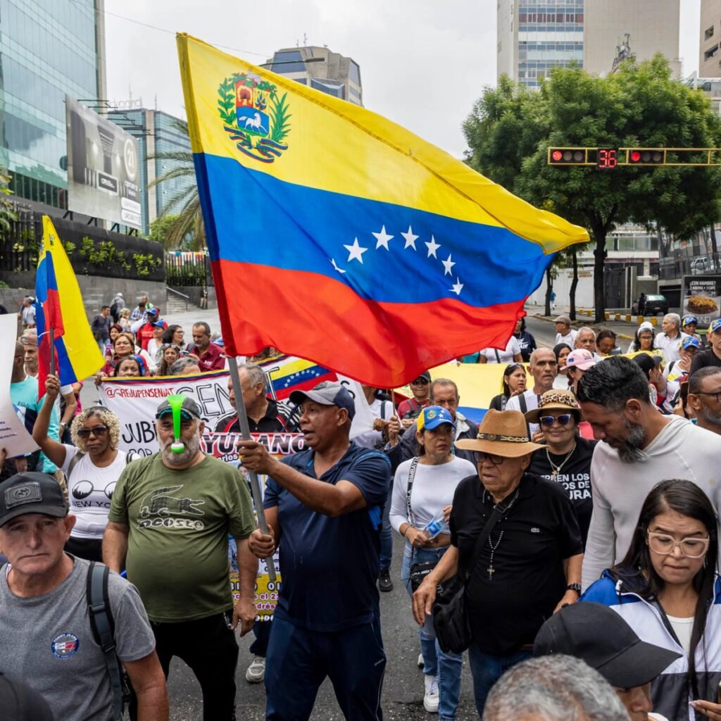 Sindicalistas y estudiantes exigen comicios en Venezuela mientras persiste el vacío sobre el interinato