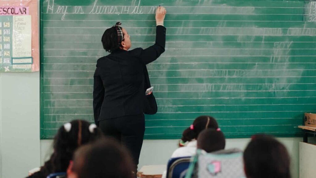 Evaluación docente cierra sexta etapa sin completar la meta nacional y deja en foco la rendición de cuentas del proceso