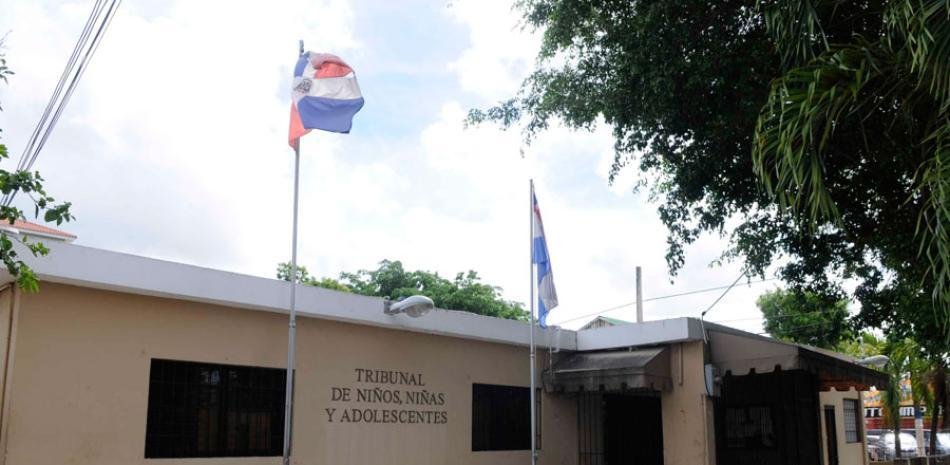 Puerto Plata: tribunal sanciona a colegio y al Ministerio de Educación por vulnerar derechos de una estudiante