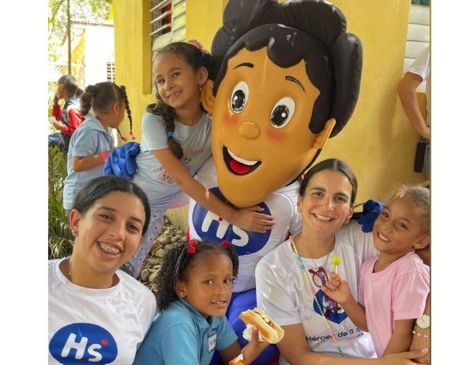 En Ocoa, más de 110 escolares cierran el año con una jornada de valores impulsada por fundaciones