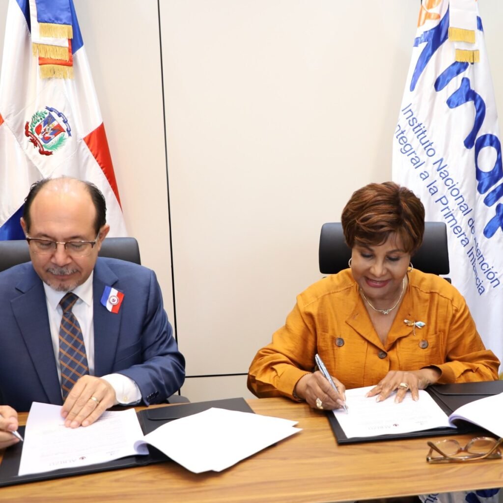 INAIPI firma acuerdo académico para reforzar la formación de su personal en primera infancia