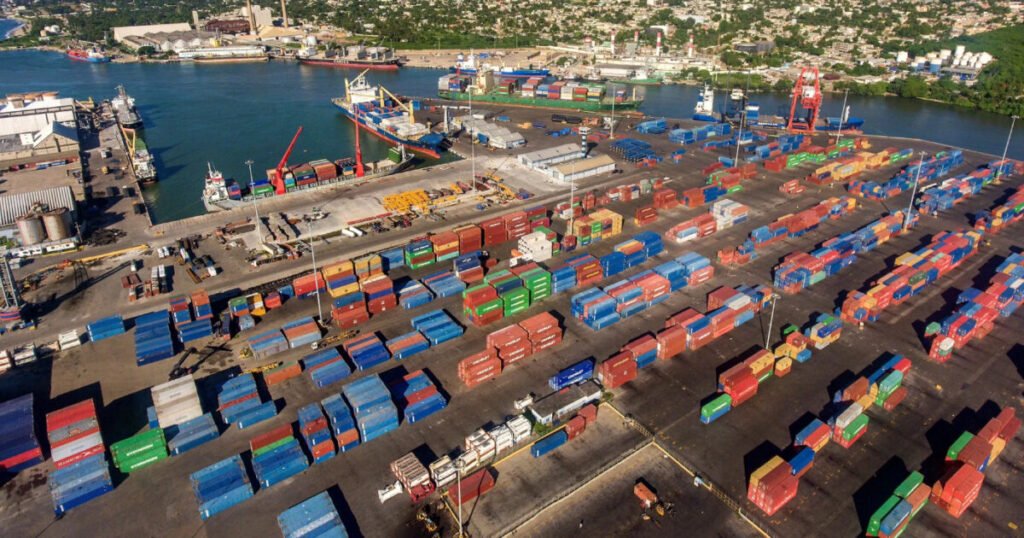 Alza de exportaciones en la región reabre el contraste entre dinamismo comercial y presión sobre el costo de vida