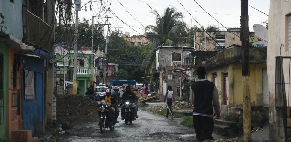Atracos desde motocicletas en Haina siembran temor y presionan por respuestas
