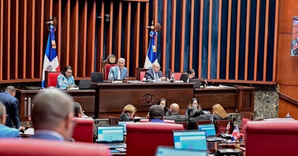 Senado aprueba con urgencia reforma a la ley de residuos y suma debate por la nueva carga obligatoria