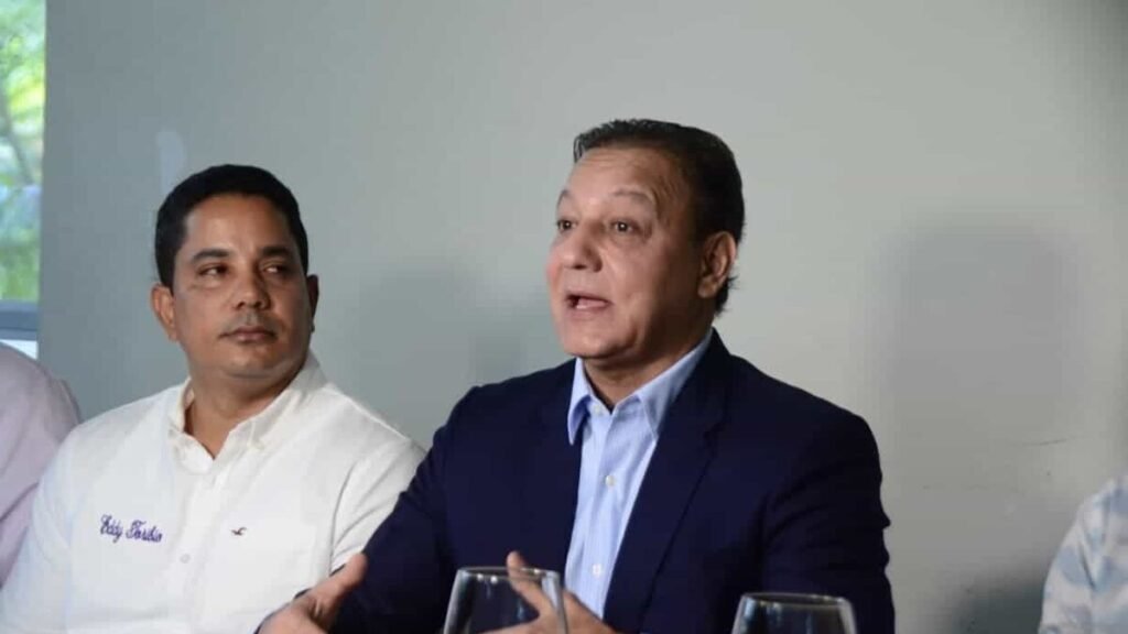 Abel Martínez pide que el Consejo de Gobierno en Santiago deje resultados tangibles