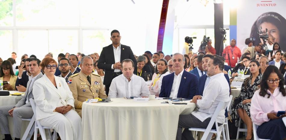 Abinader insiste en la honestidad y ratifica el combate a la corrupción