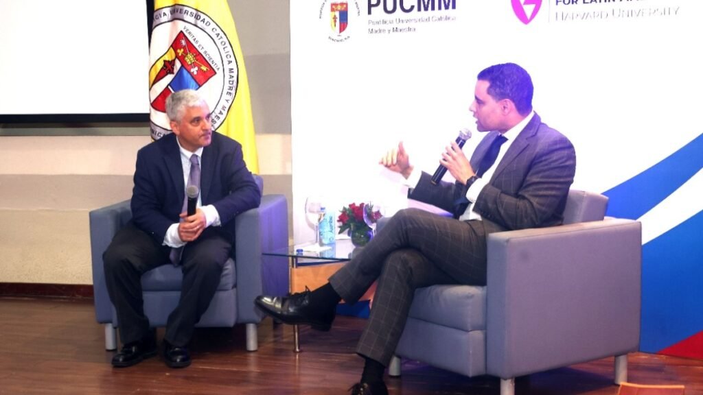 Levitsky relaciona la salud democrática con una oposición sólida y ciudadanos autónomos