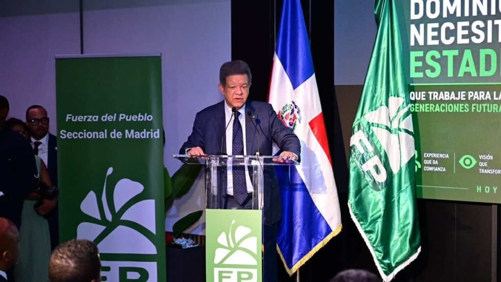 Leonel muestra en Madrid nuevas incorporaciones, incluso del PRM, y reivindica el avance de la Fuerza del Pueblo
