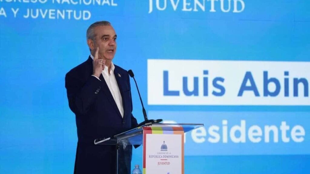 Abinader vuelve a prometer mano dura contra la corrupción y asume control directo de un nuevo sistema de ética
