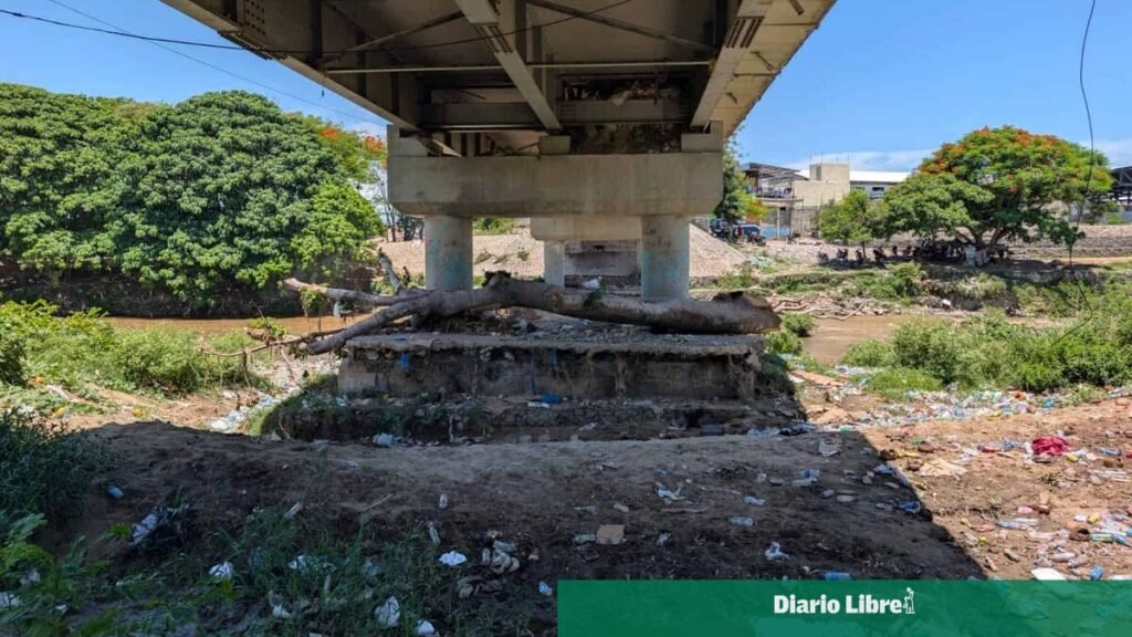 Vecinos advierten sobre el deterioro del puente Masacre y piden acción urgente de Obras Públicas