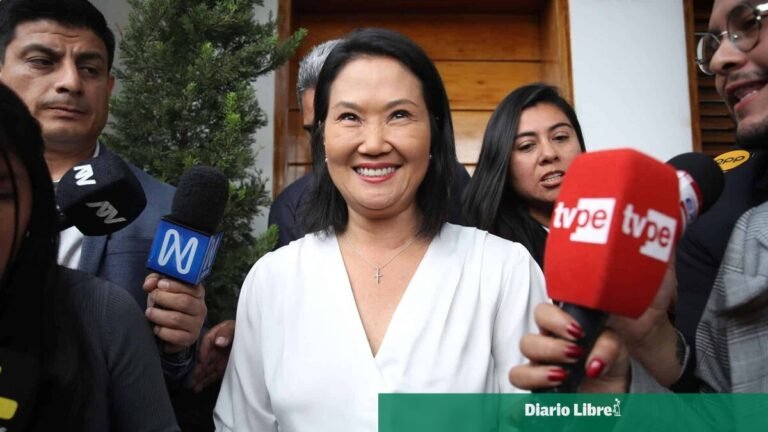 Perú define la presidencia con una ventaja mínima de Fujimori y la negativa de Sánchez a aceptar el resultado