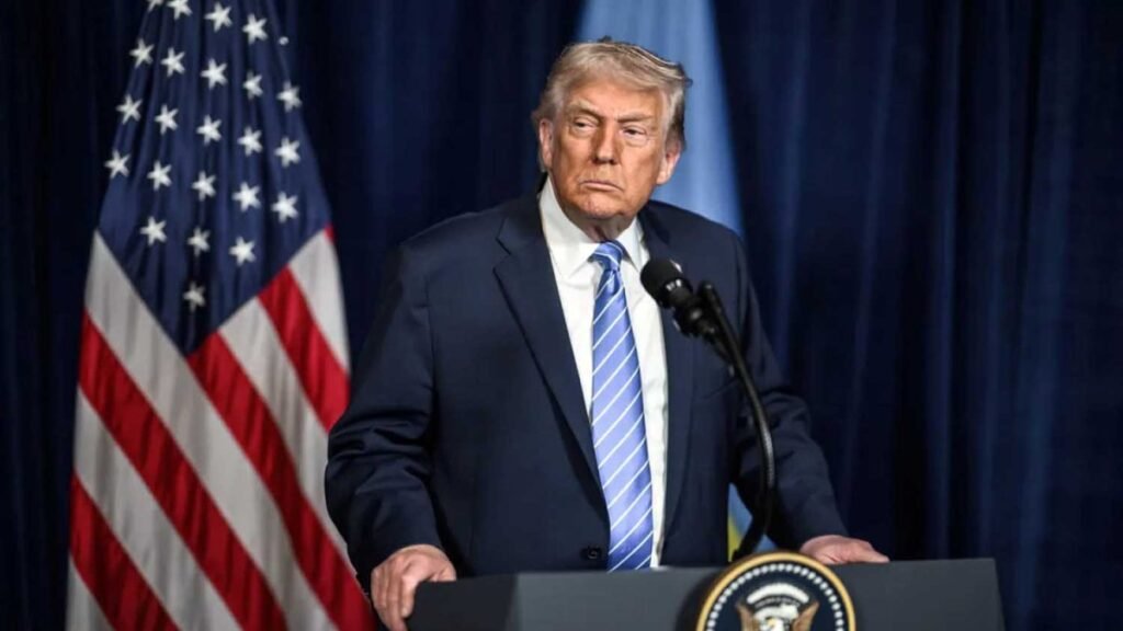 Tribunal autoriza a Trump a seguir cobrando el arancel global del 10 % mientras continúa la disputa legal