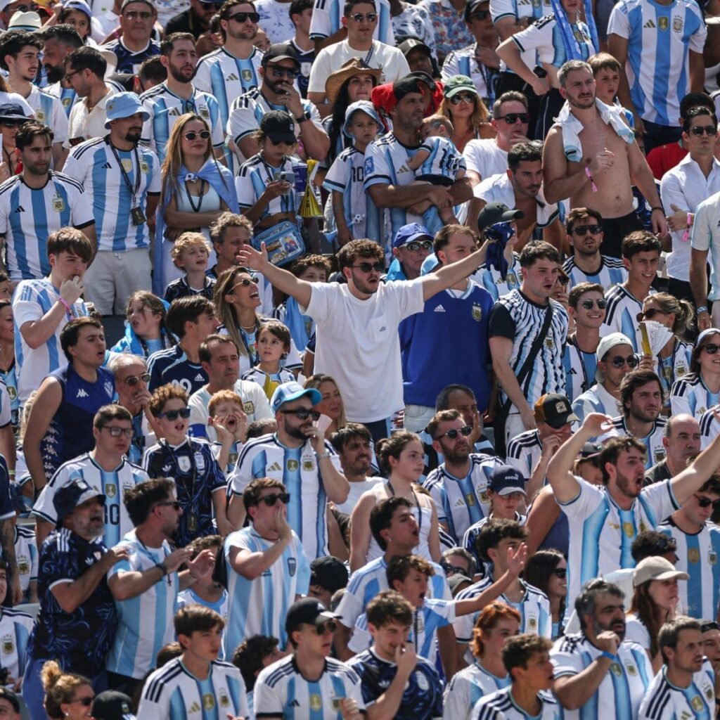 Argentina vive una final que desborda Buenos Aires y altera la jornada