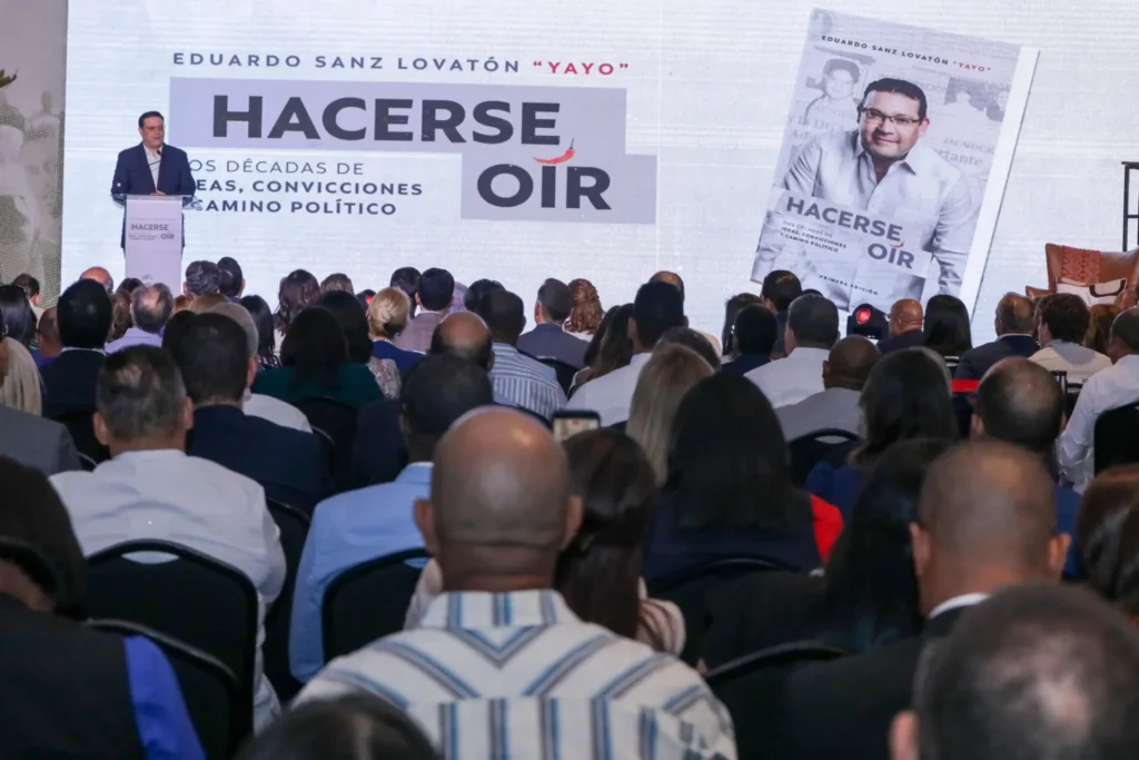 Raquel Peña acompaña la puesta en circulación del libro de Yayo Sanz Lovatón en medio del debate sobre el rumbo del PRM