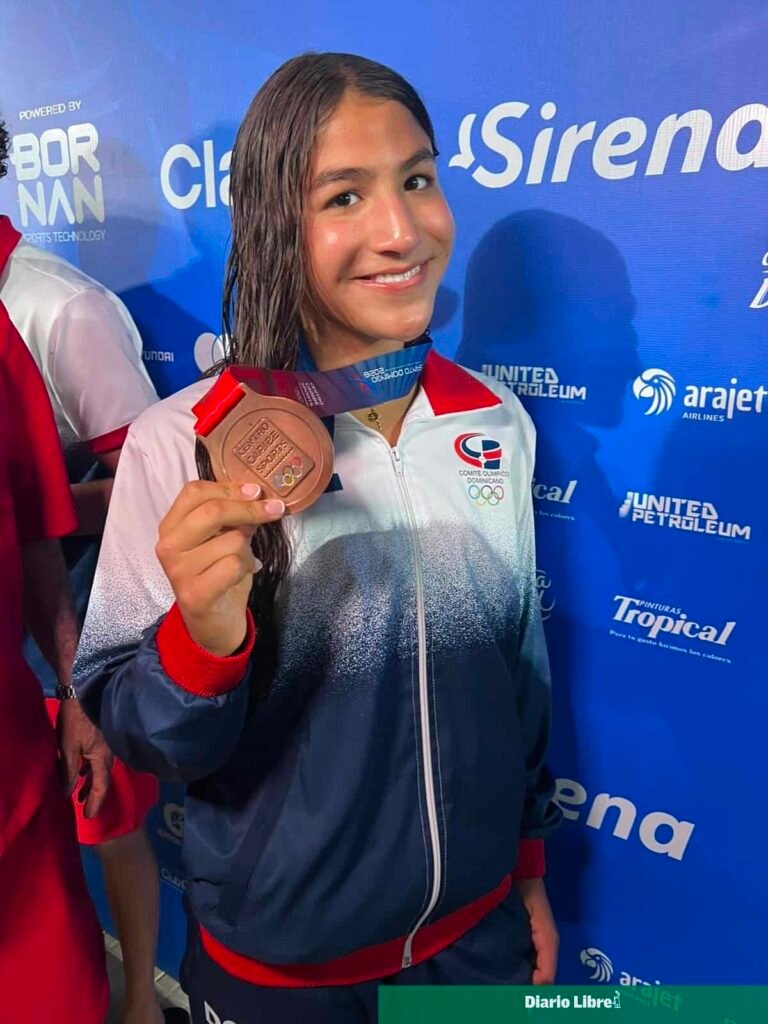 RD cae al sexto puesto pese a dos medallas inéditas en natación en Santo Domingo 2026