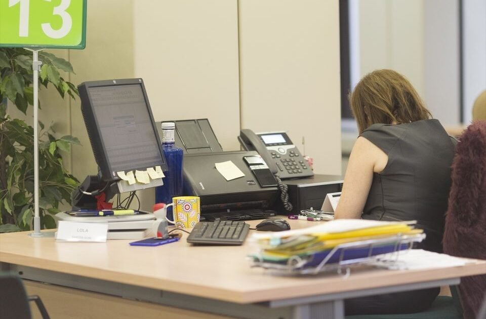 La IA acelera la presión sobre el empleo y consolida la figura del ‘trabajador centauro’