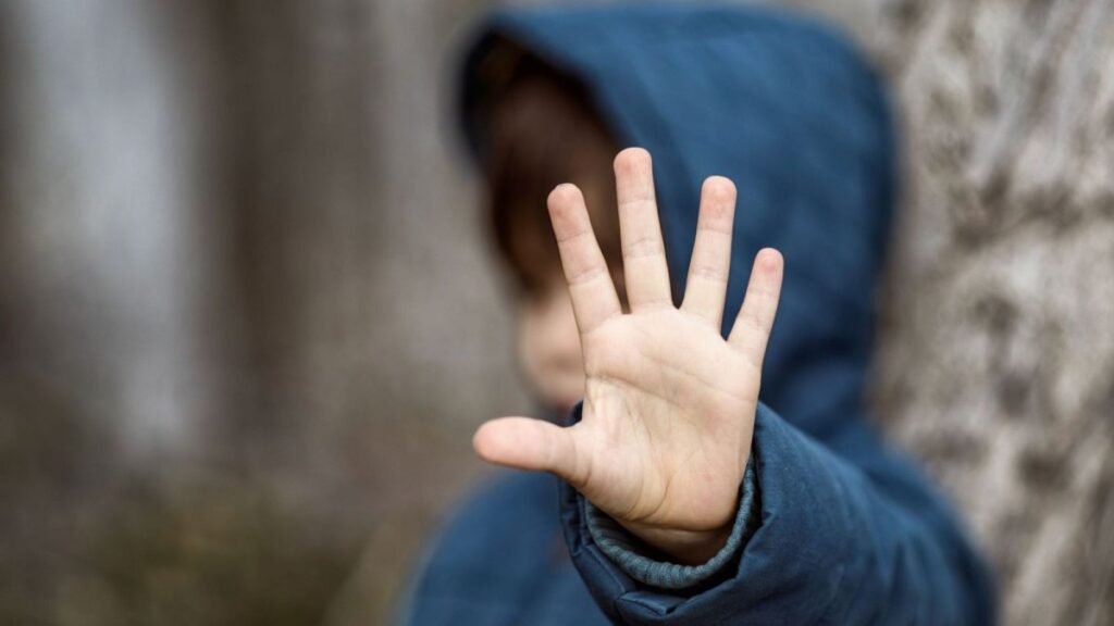 CONANI pide informe por caso de maltrato infantil en San Pedro y apunta a la supervisión del centro