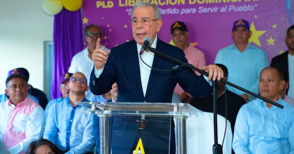 Medina cuestiona al PRM por el aumento de la deuda y el peso de los intereses