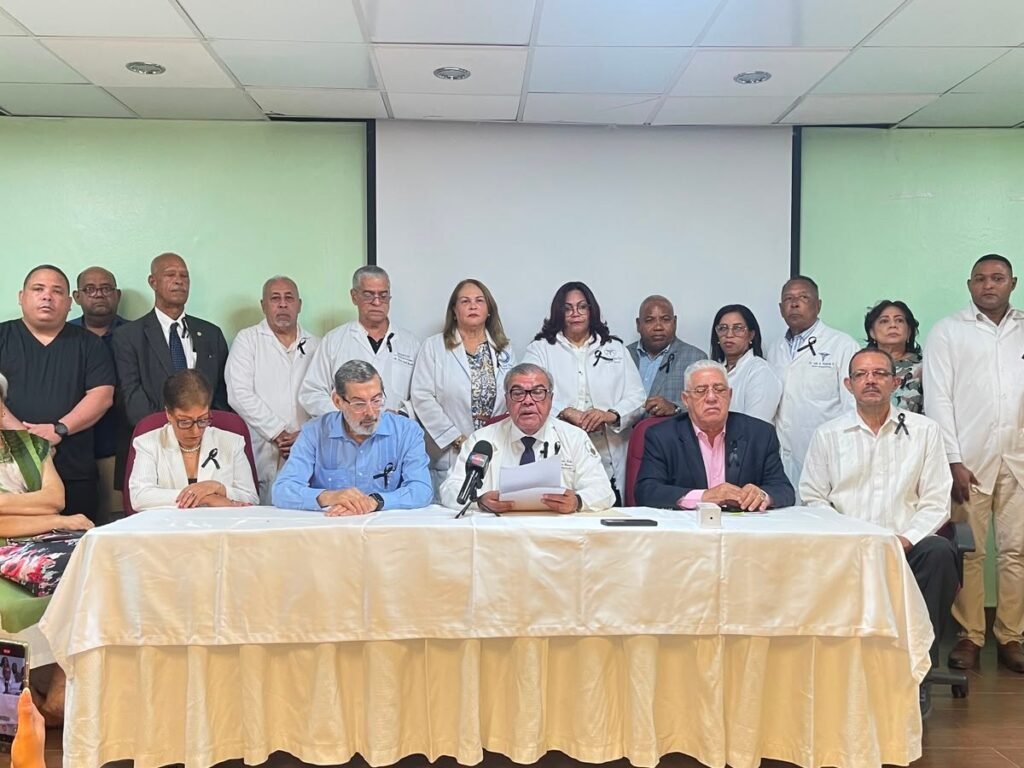 Médicos denuncian crisis sanitaria y acusan al CMD de opacidad en obras de su sede