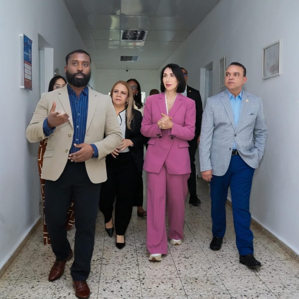 El SNS dice que 98 hospitales están al día, aunque persisten deudas en otros 100 centros