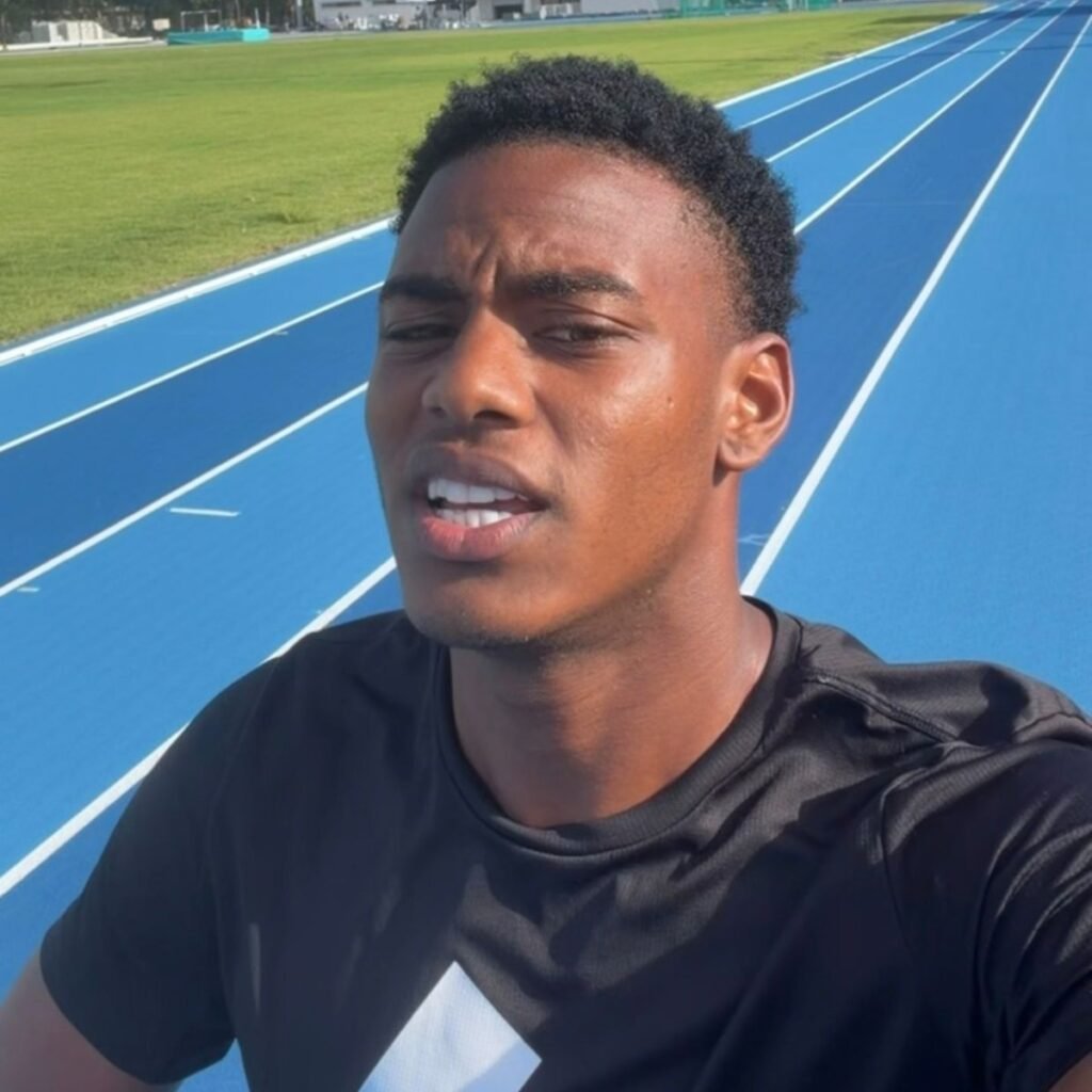 Ogando denuncia que no puede usar las pistas de Santo Domingo y alerta por su preparación rumbo al Mundial