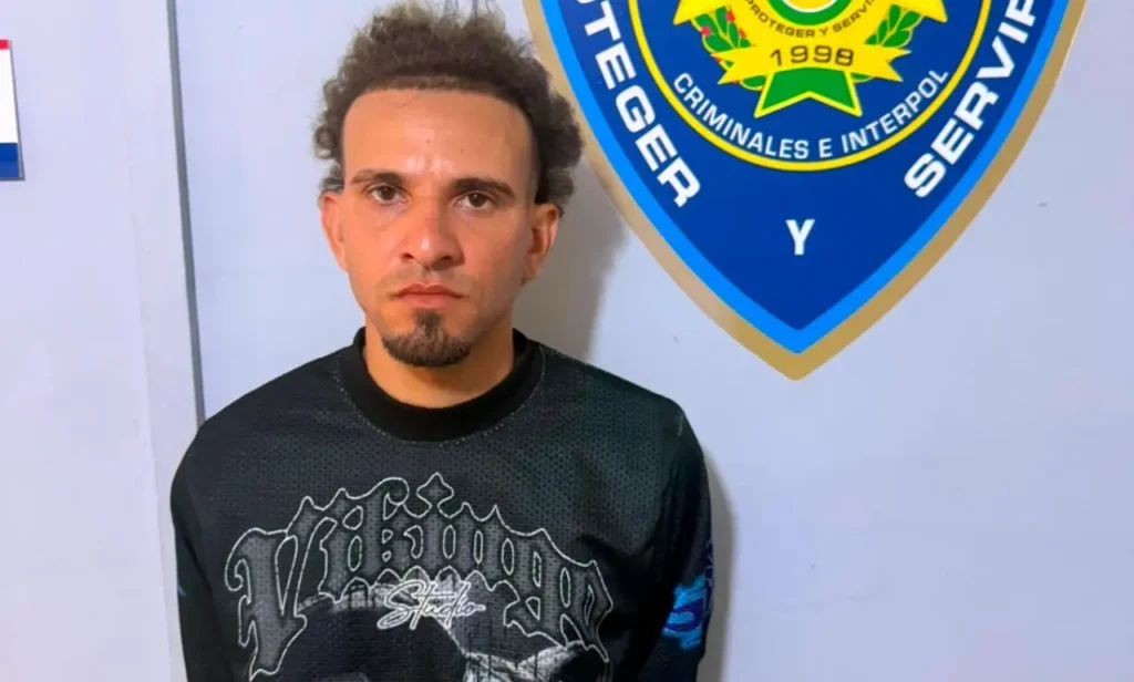 Detienen a “El Solitario” por una red de arrebatos en Santiago