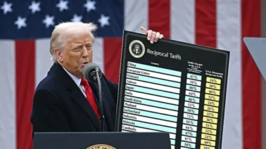 Demanda de 25 estados pone bajo escrutinio a Trump por aranceles que elevarían costos
