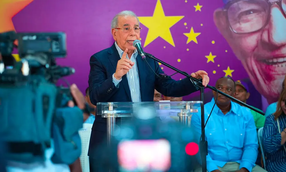 PLD llega a 2028 entre divisiones, tercer lugar y una consulta bajo cuestionamientos