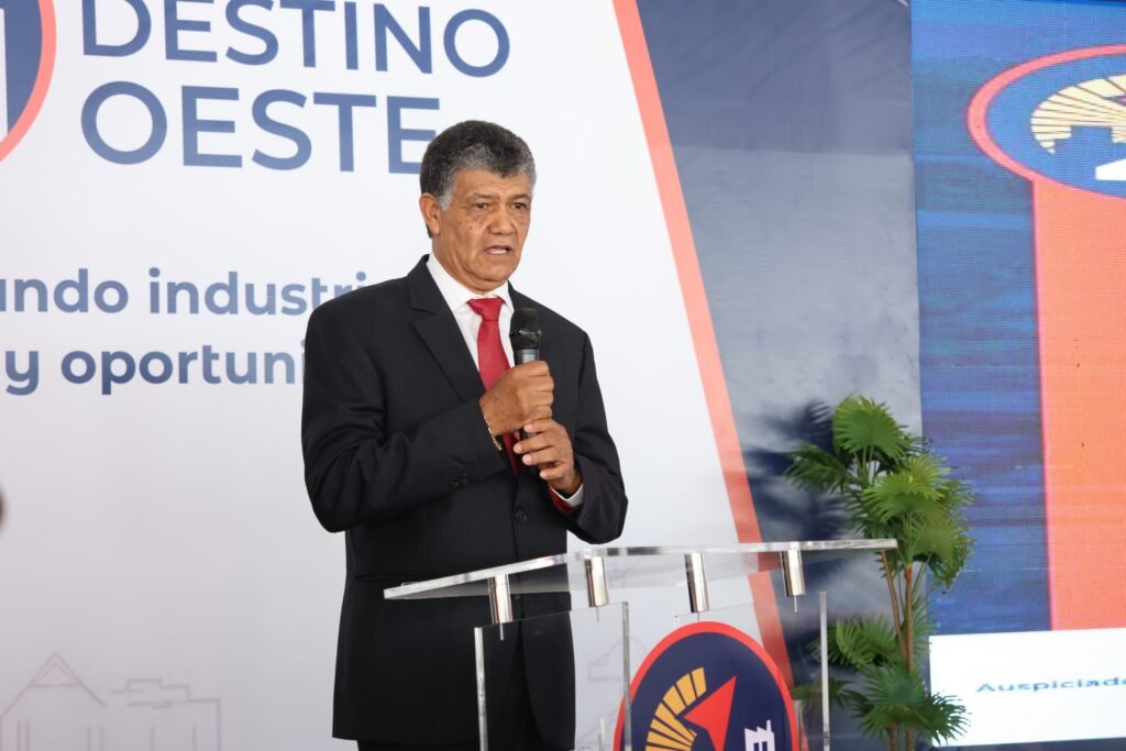 Peña exhibe cifras de crecimiento industrial en Santo Domingo Oeste y deja abierta la exigencia de resultados verificables