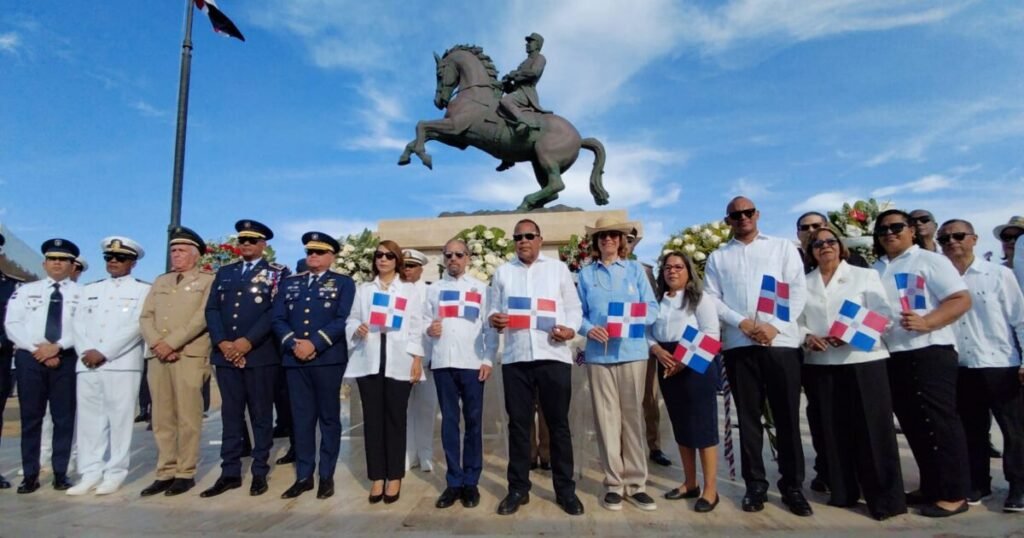 Acto por Luperón reúne a autoridades en Puerto Plata y reabre la exigencia de coherencia entre memoria patriótica y gestión pública