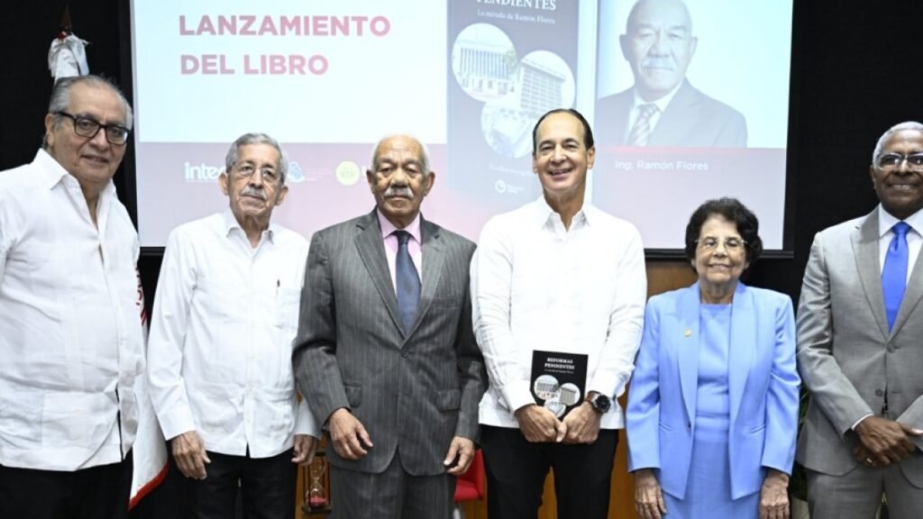 Ramón Flores y un libro que devuelve al centro las deudas pendientes del país