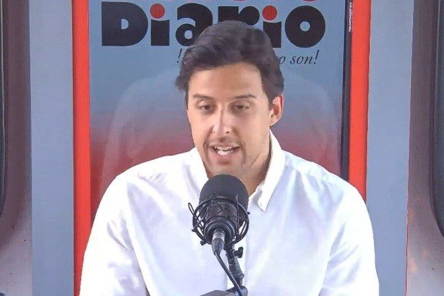 Raymond Rodríguez llama a no reducir el futuro de los jóvenes a una firma deportiva