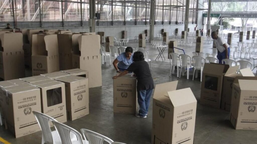 Oclotiranía: el poder que conserva formas democráticas y obliga a reforzar la vigilancia