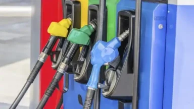 Suben gasolinas y gasoil pese a millonario subsidio; crece la presión sobre el Gobierno