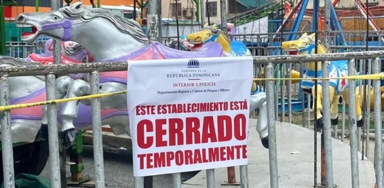 Caída de tres menores en una atracción de Hato Mayor termina con tres operadores detenidos y el parque cerrado