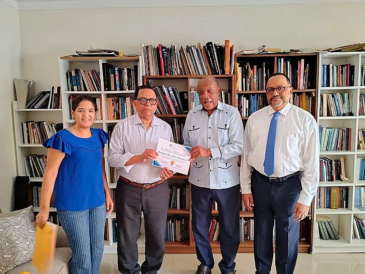 Antoliano y Rafael Peralta Romero reciben homenaje en Santo Domingo